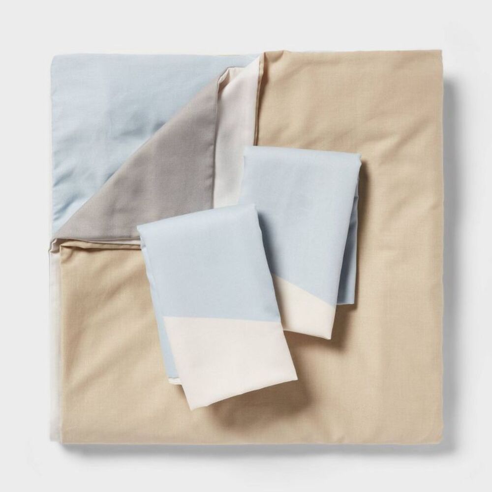 New Queen Room Essentials Geometric Comforter Set in Blue, Cream, Tan - Picture 3 of 4